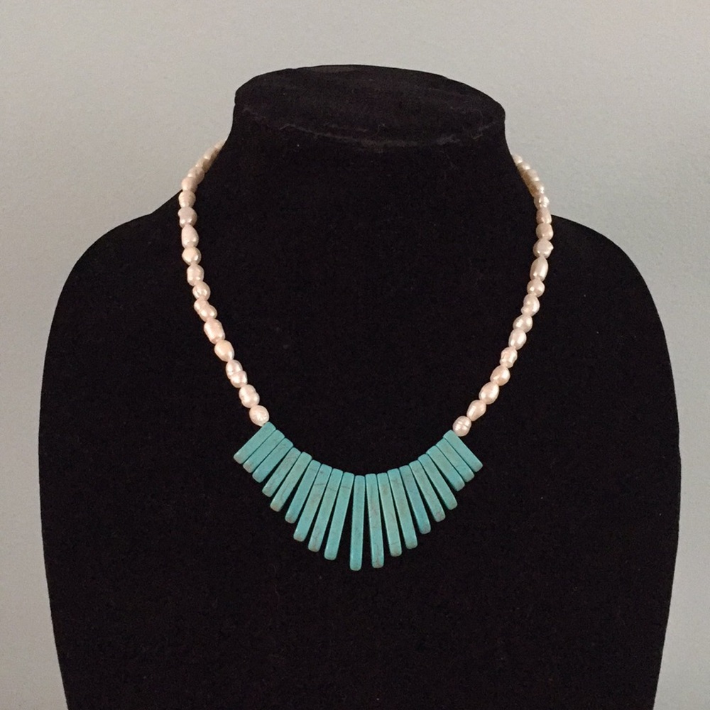 Turquoise Fan Freshwater Pearl Necklace